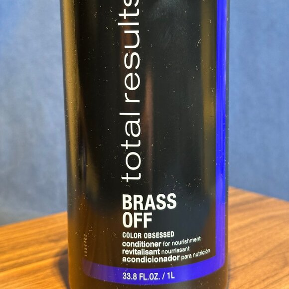 Matrix Total Results Brass Off Conditioner, 33.8 Fl Oz / 1L - Picture 2 of 4